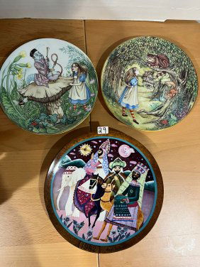 Collectible Plates  P29