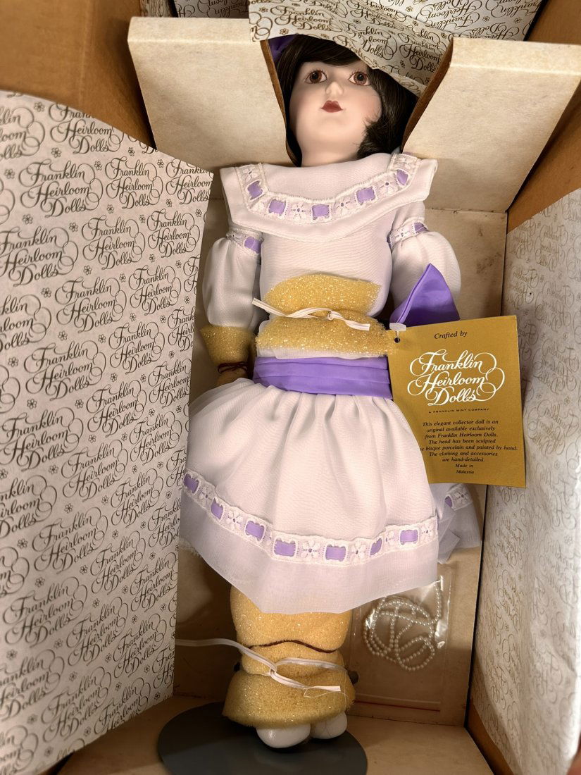 4 Vintage Dolls (1 of 6)