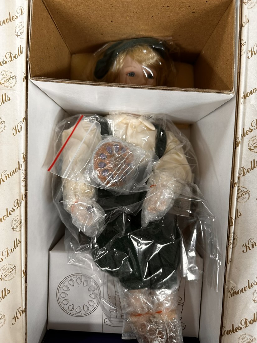 4 Vintage Dolls (1 of 6)