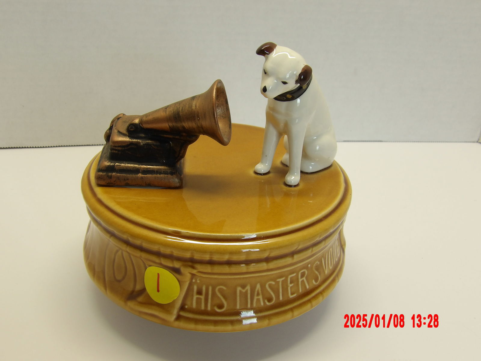 Master's Voice Music Box (1 of 1)