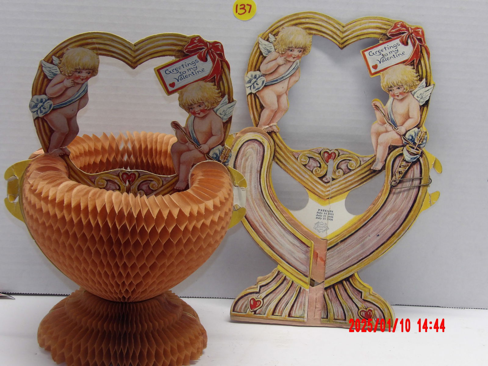 2 Pc Vintage Victorian Valentines (1 of 2)