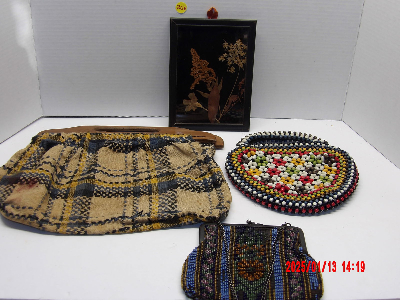 4 Pc Assorted Vintage Hand bags/Purses & Framed Herbarium Real Dried Flowers (1 of 3)