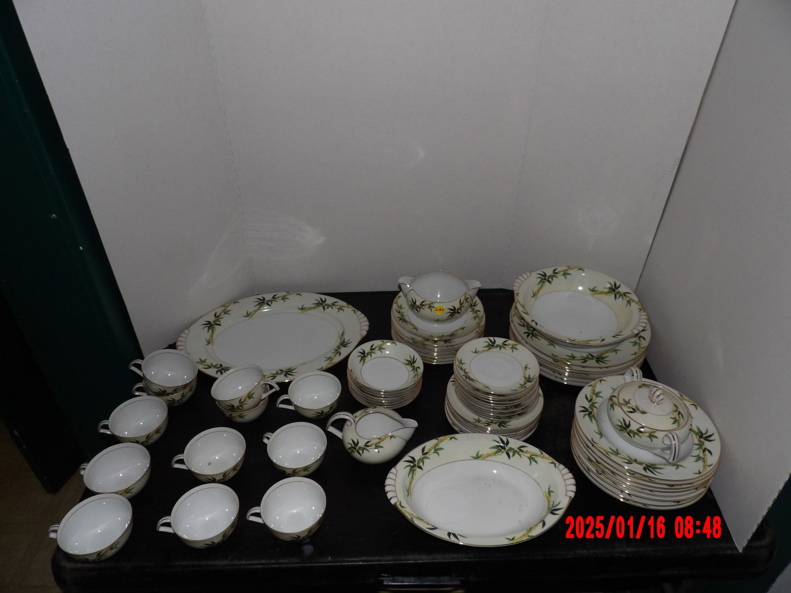 57 Pc Kent Dish: -