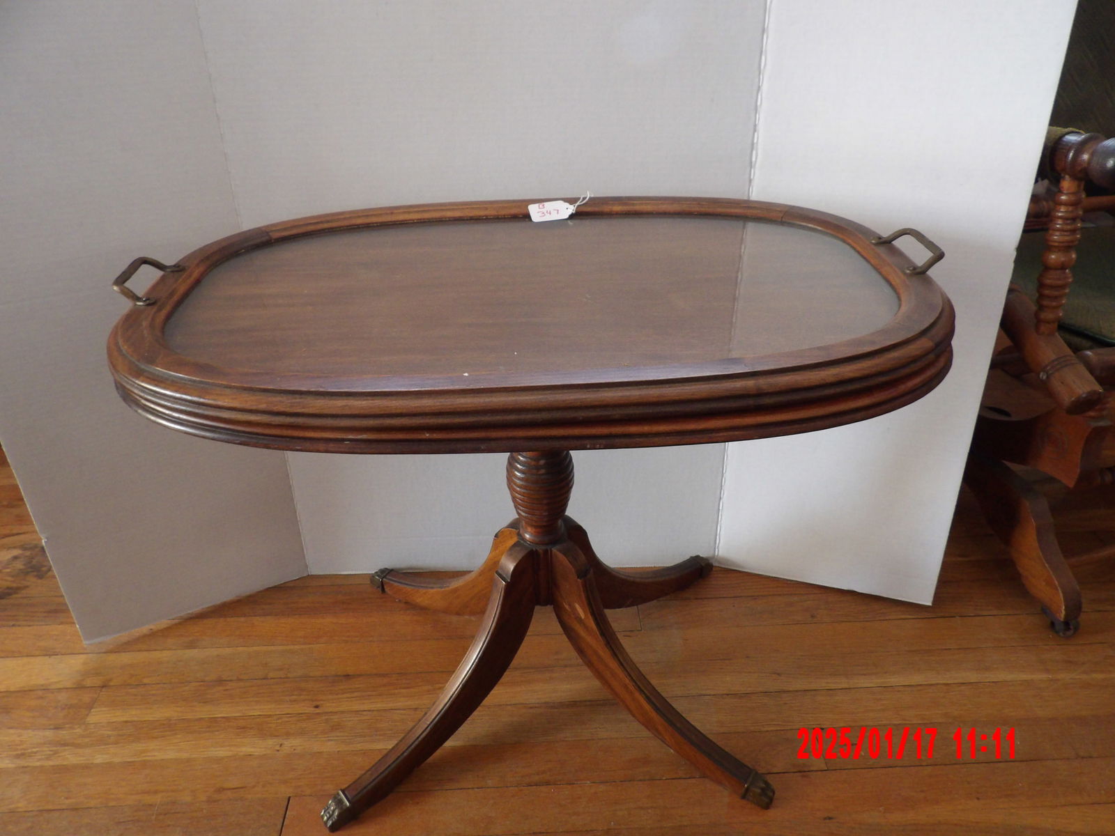 Vintage Duncan Phyfe Style Coffee Table w/ Removable Glass Covering (1 of 2)