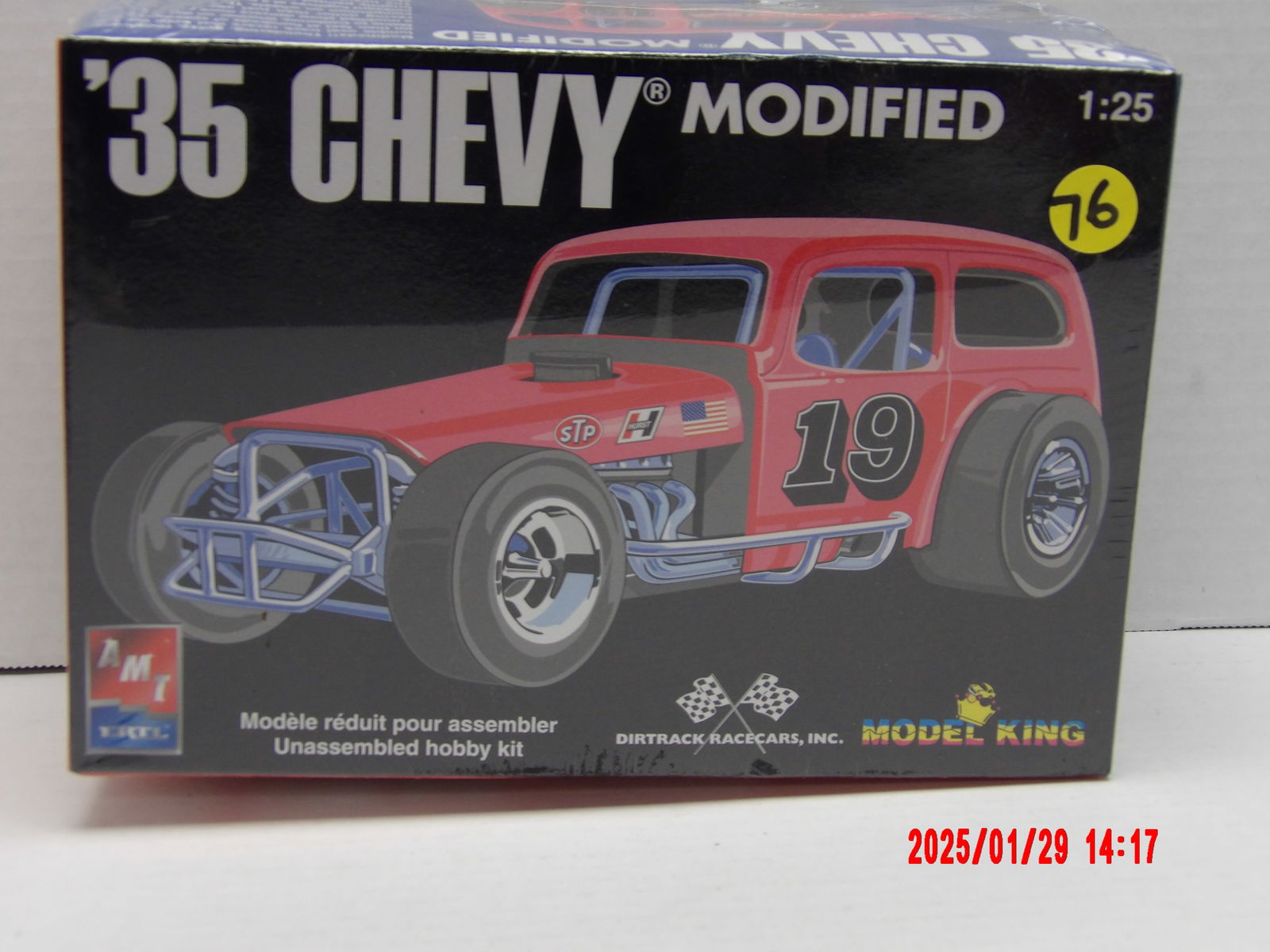 AMT Ertl '35 Chevy Modified 1:25 Scale Model Kit: The AMT Ertl '35 Chevy Modified is an exciting historically significant model kit, ideal for enthusiasts of classic dirt track stock car racing. The kit offers authentic racing details, a custom Tobia