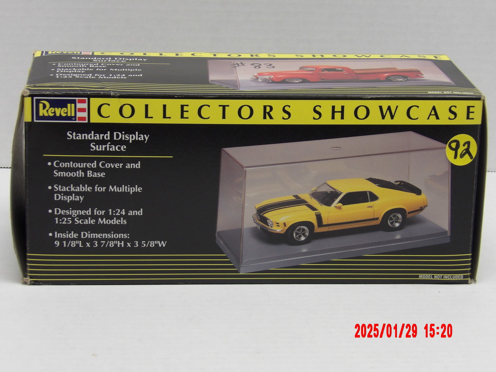 Revell Collectors Showcase Standard Display Case for 1:24 and 1:25 Scale Models: This Revell Collectors Showcase is a high-quality standard display case designed to protect and showcase 1:24 and 1:25 scale model cars. The packaging highlights key features, including a contoured co