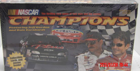 NASCAR Champions Board Game – Featuring Jeff Gordon & Dale Earnhardt &NASCAR Daytona 500 Board