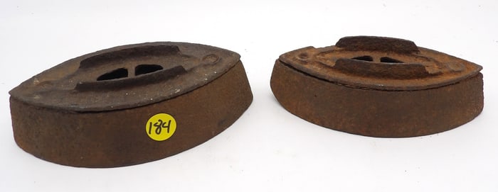 VINTAGE SAD IRONS (2)