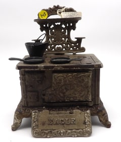 1890s EAGLE STOVE SALESMAN’S SAMPLE W/ ACCESSORIES – CART IRON