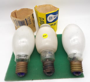 3 PC - G.E. 175 LIGHT BULBS