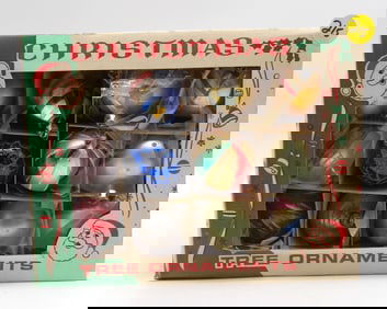 12 PC - VINTAGE CHRISTMAS TREE ORNAMENTS