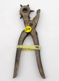 VINTAGE BELT HOLE MAKER / LEATHER PUNCHER