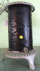 VINTAGE VALOR JUNIOR KEROSENE OIL HEATER