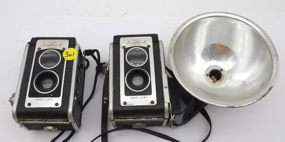 3 PC - KODAK DUAFLEX II & III CAMERA (ONE WITH FLASH ATTACHMENT)