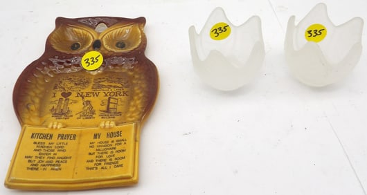 NY OWL SPOONHOLDER & ‘FROSTED’ GLASS TEA LIGHT HOLDERS (2)