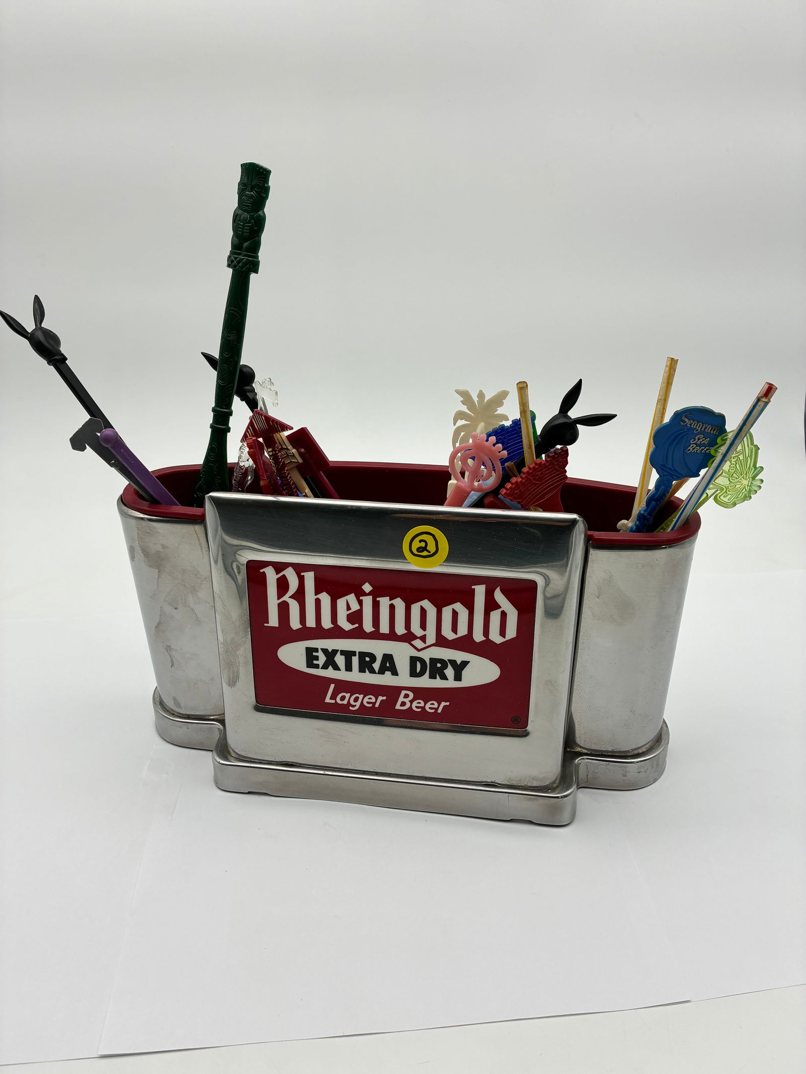 VINTAGE 1960’S RHEINGOLD EXTRA DRY LAGER BEER BAR ORGANIZER W/ STIRRERS / SWIZZLE STICKS (1 of 2)
