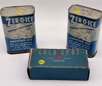ZER-O-ICE REFRIGERANT CANS (2) AND COLD SPOT ICE SCRAPER (IN BOX)