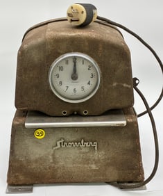 VINTAGE STROMBERG TIME CLOCK / PUNCH CLOCK