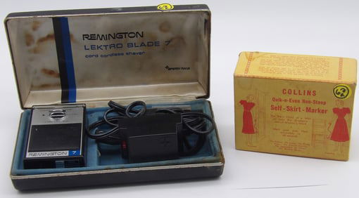 REMINGTON ELECTRIC RAZOR (IN CASE)
