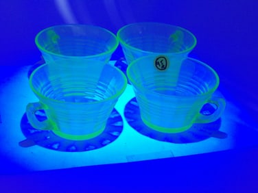 GREEN URANIUM DEPRESSION GLASS RIBBED MUGS