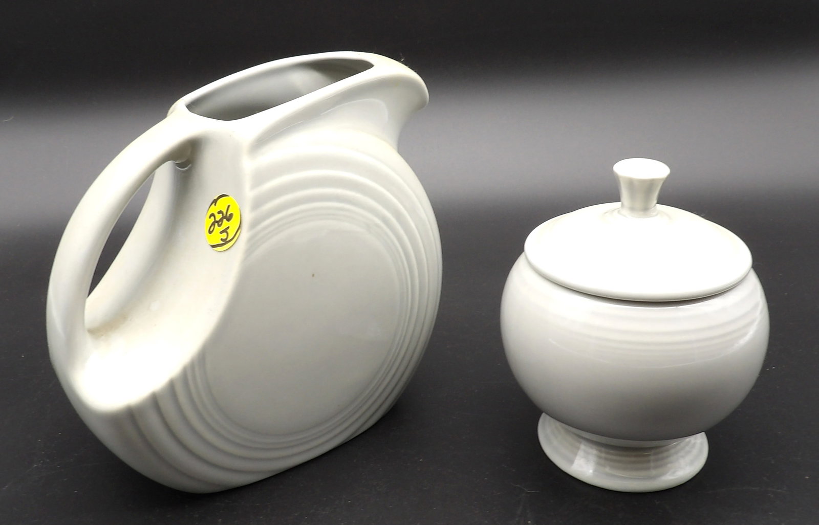 FIESTAWARE DISK PITCHER & LIDDED SUGAR BOWL – PEARL GRAY (1 of 2)
