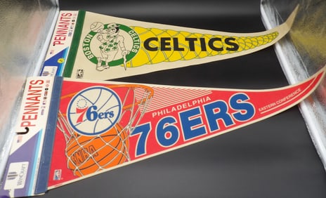 BASKETBALL PENNANTS