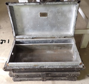 VANDERMAN Railroad STRONGBOX Stagecoach Trunk - ( Patent 1897 )