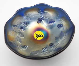 GRAPE AND FLUTE DISH FENTON