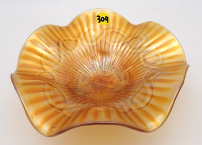 DUGAN RAYS THREE-FOOTED DISH