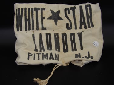 White Star Laundry Drawstring Bag