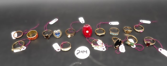 Ring Lot (16 pcs)