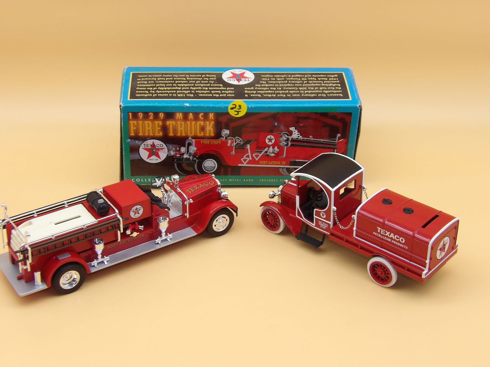 Texaco Die Cast Truck Banks (2) (1 of 3)