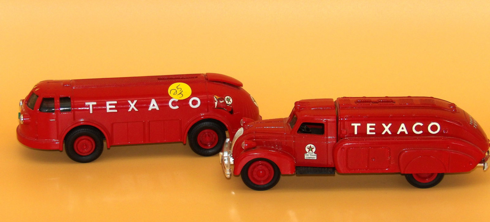 Texaco Die Cast Truck Banks (2) (1 of 4)