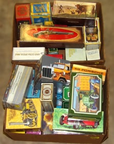 Avon Cologne / Aftershave Bottles/Decanters (42)