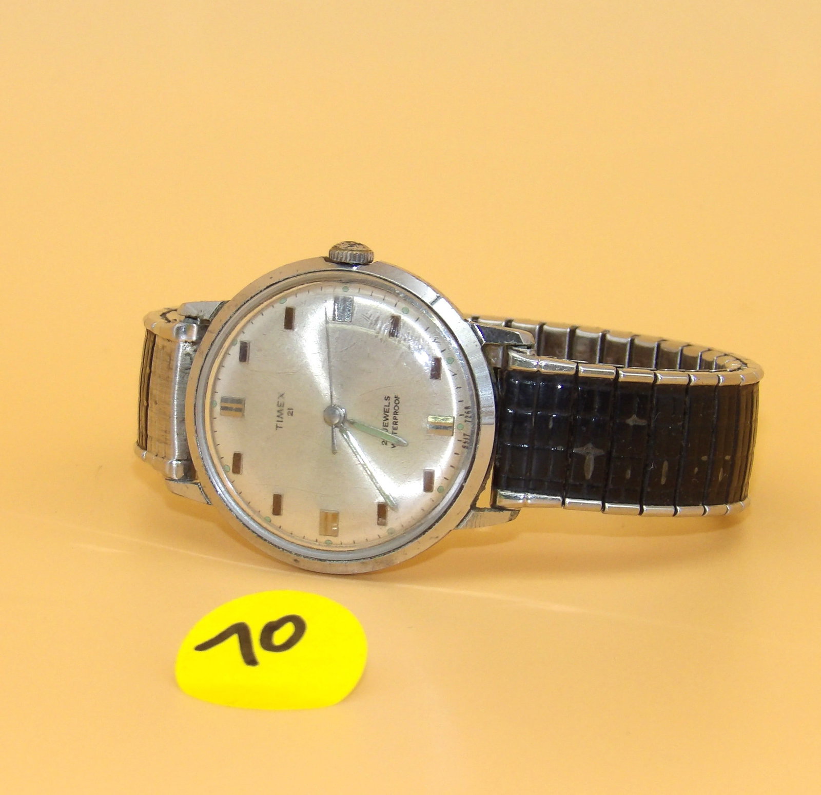 Timex 21 Jewels Waterproof Watch: This vintage Timex 21 Jewels waterproof watch is in working condition. Face measures: 1.5".