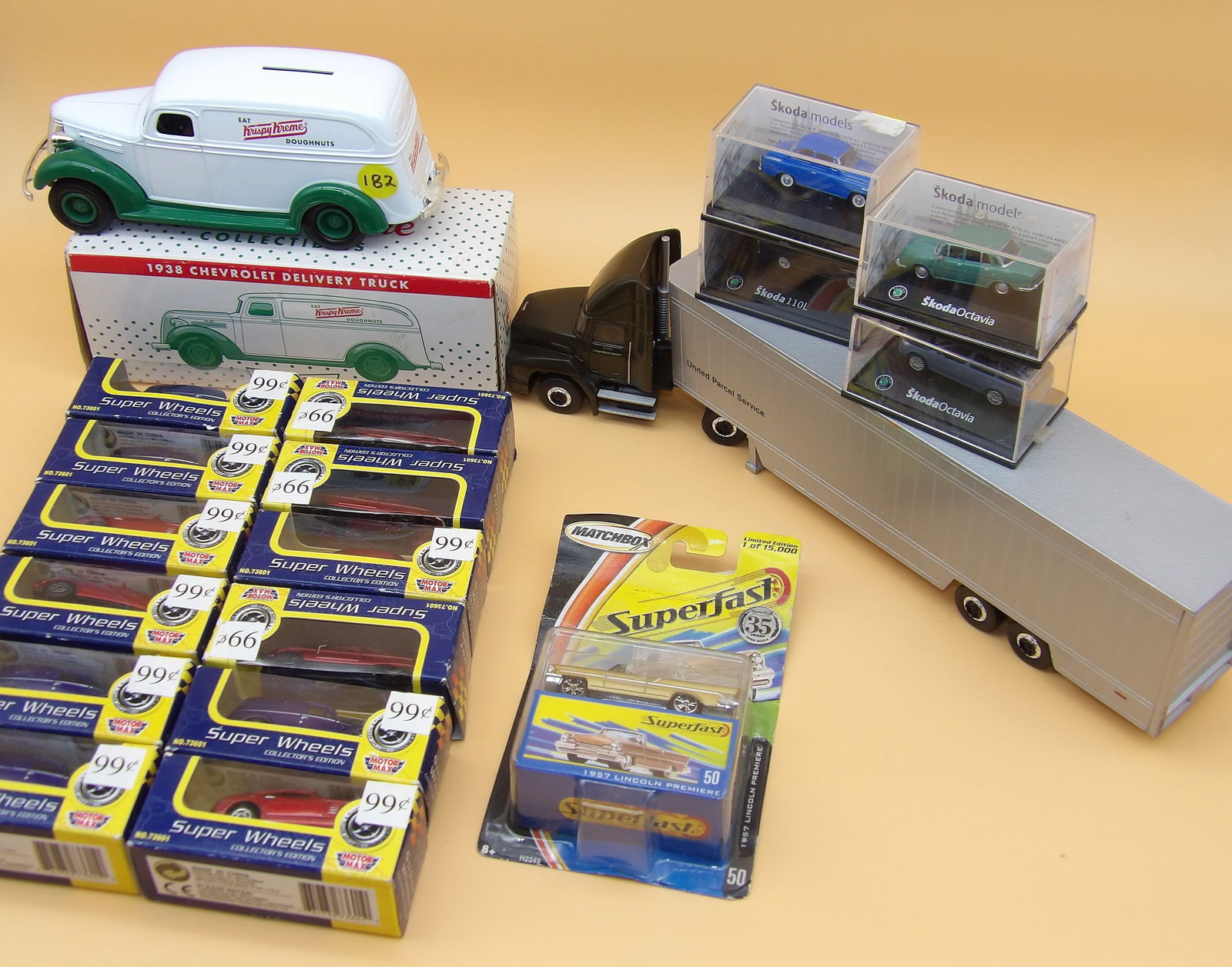 Die Cast Cars & Trucks (19 pcs) (1 of 4)