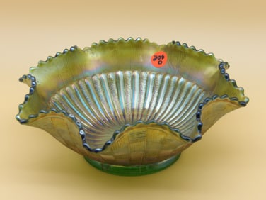 Northwood Stippled Rays Green Ruffled Bowl