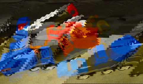 Little Tykes Rugged Riggs Trucks (9 pcs)