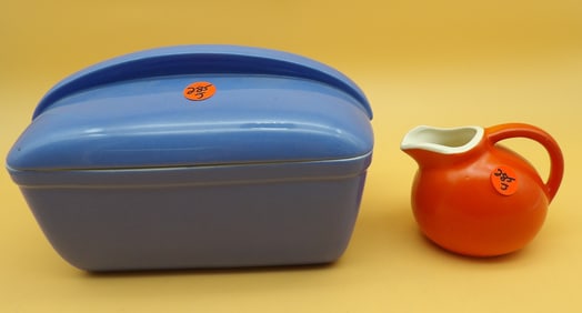 Westinghouse / Hall Covered Refrigerator Dish & Ball Pitcher