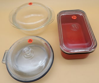 Pyrex & Becoware Lidded Crockware (3 pcs)