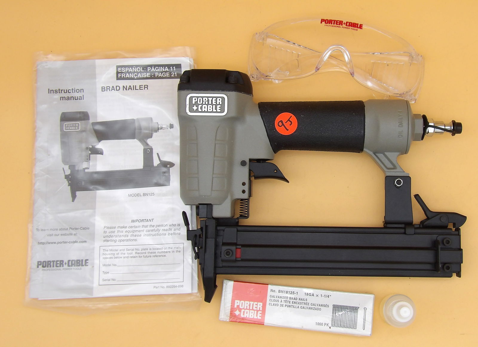 Porter Cable Brad Nailer (1 of 4)