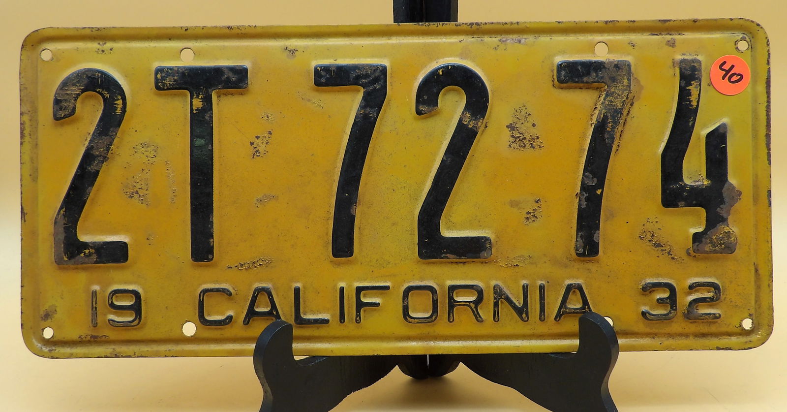 1932 California License Plate: This vintage 1932 California state license plate measures 6.5" x 14". Has age related wear, but is intact without major damage.