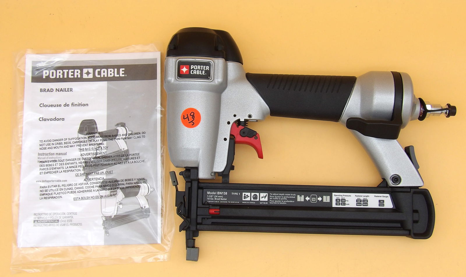 Porter Cable Brad Nailer (Model BN138) (1 of 4)