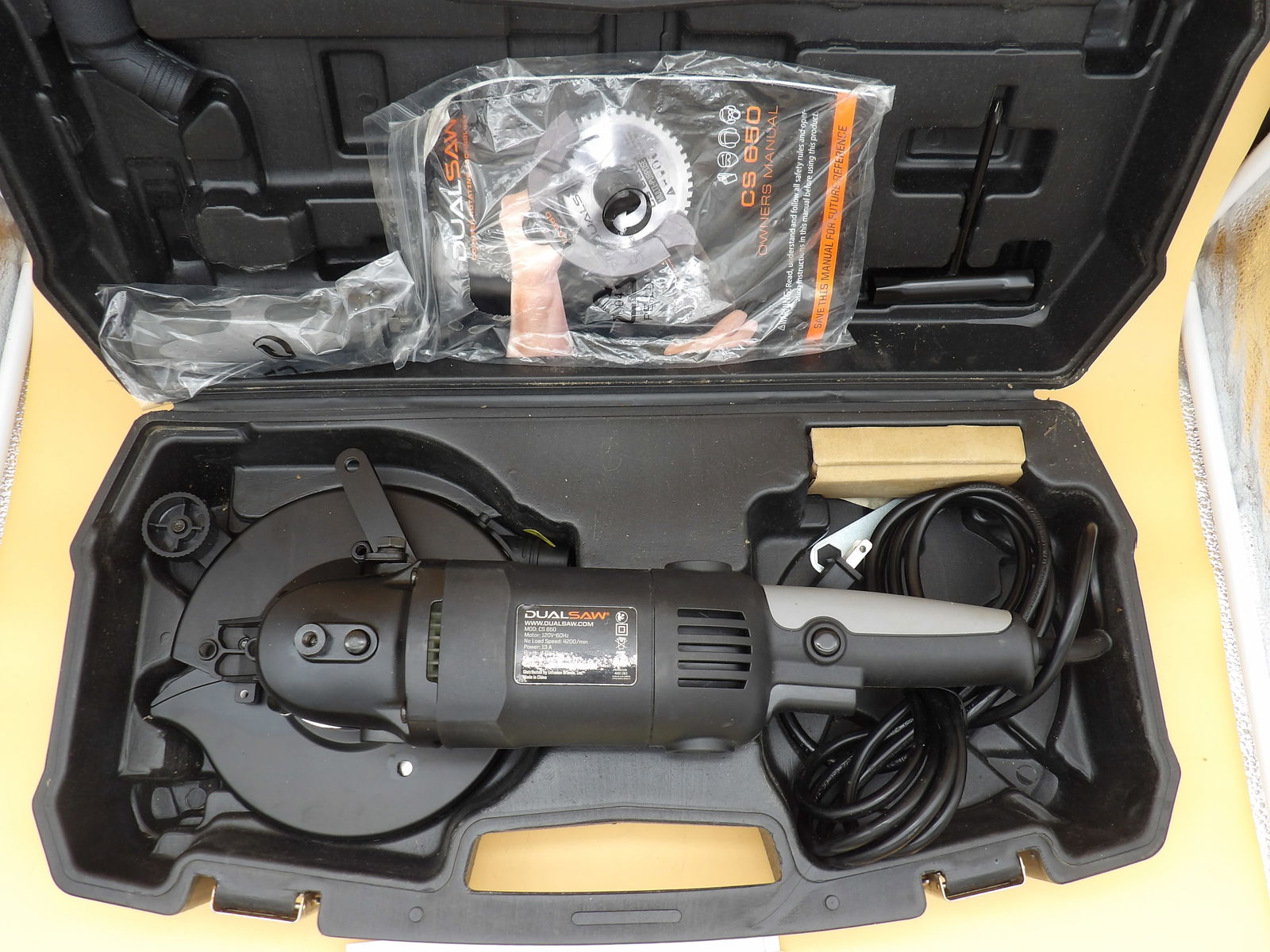 Dualsaw Destroyer CS650 (1 of 5)