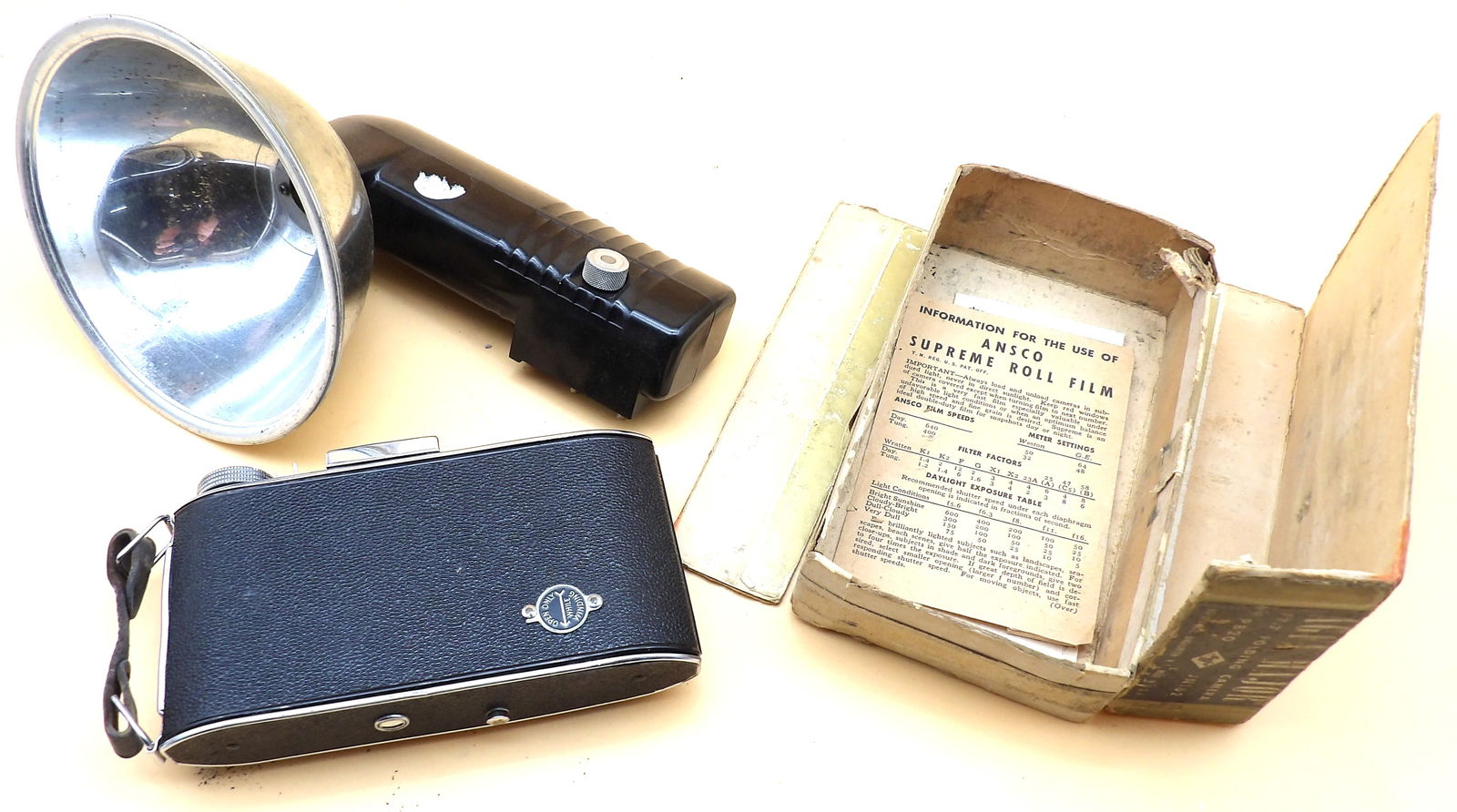 Vintage Camera & Accessories Lot (1 of 3)