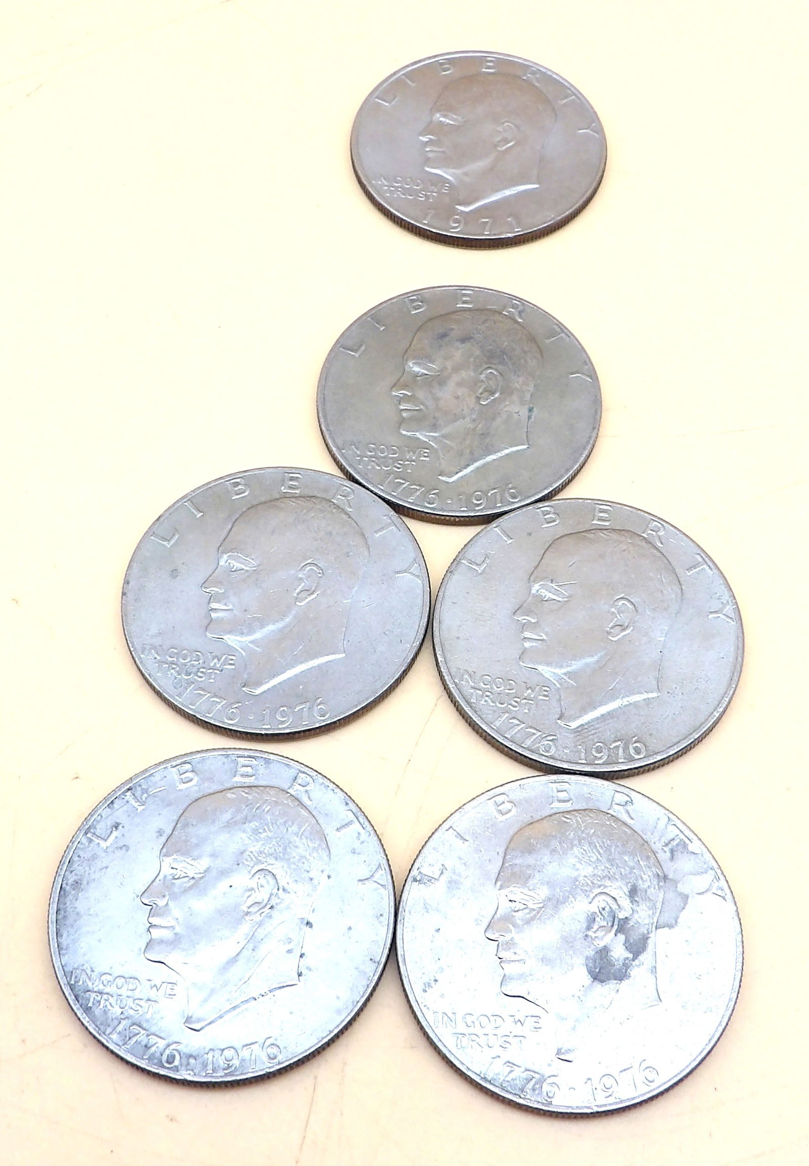 Lot of Philadelphia Mint Eisenhower Dollars (1 of 2)