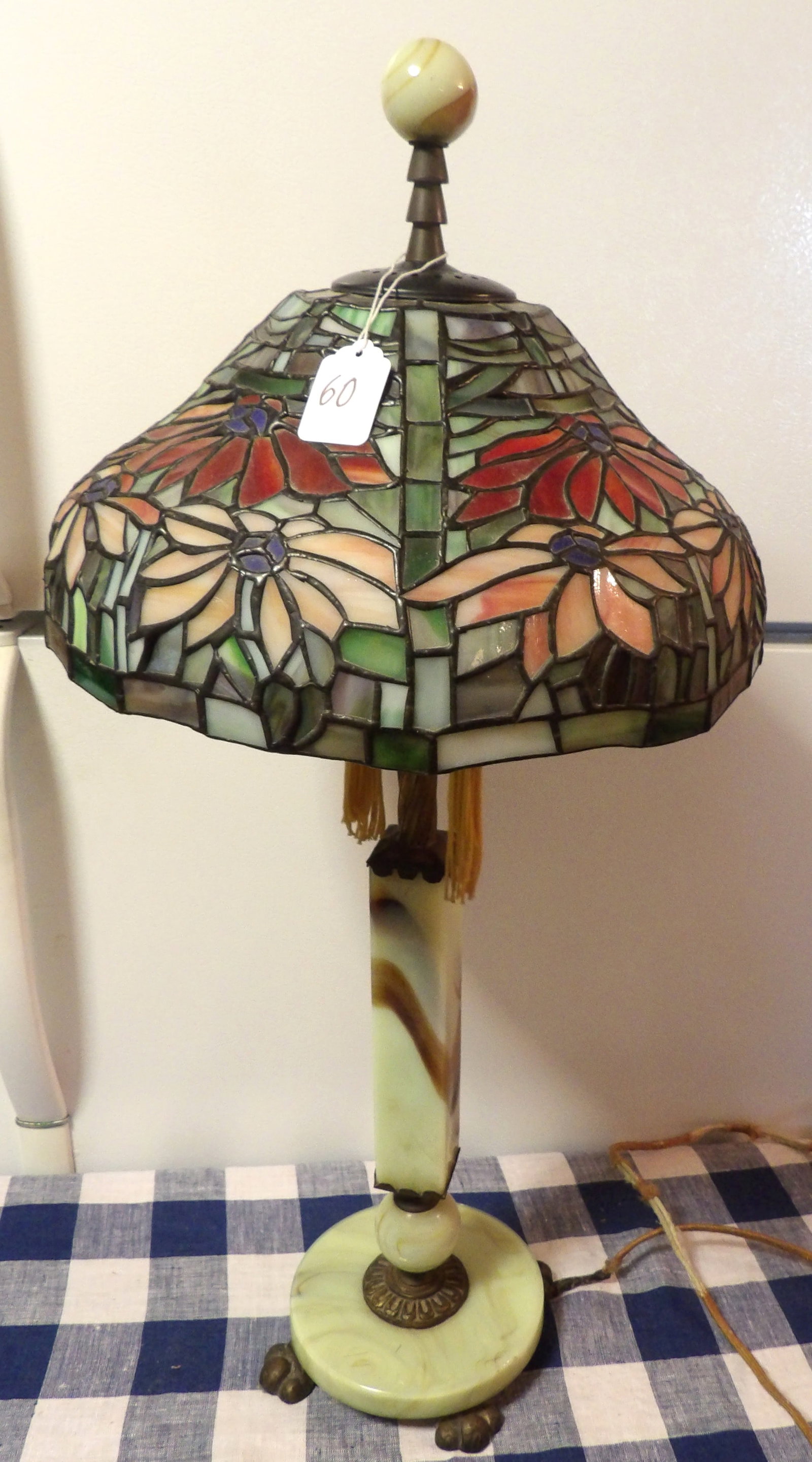 Tiffany Style Table Lamp (1 of 4)
