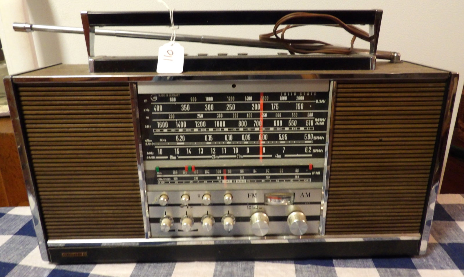 Grundig Stereo Concert Boy 4000 Radio (1 of 2)