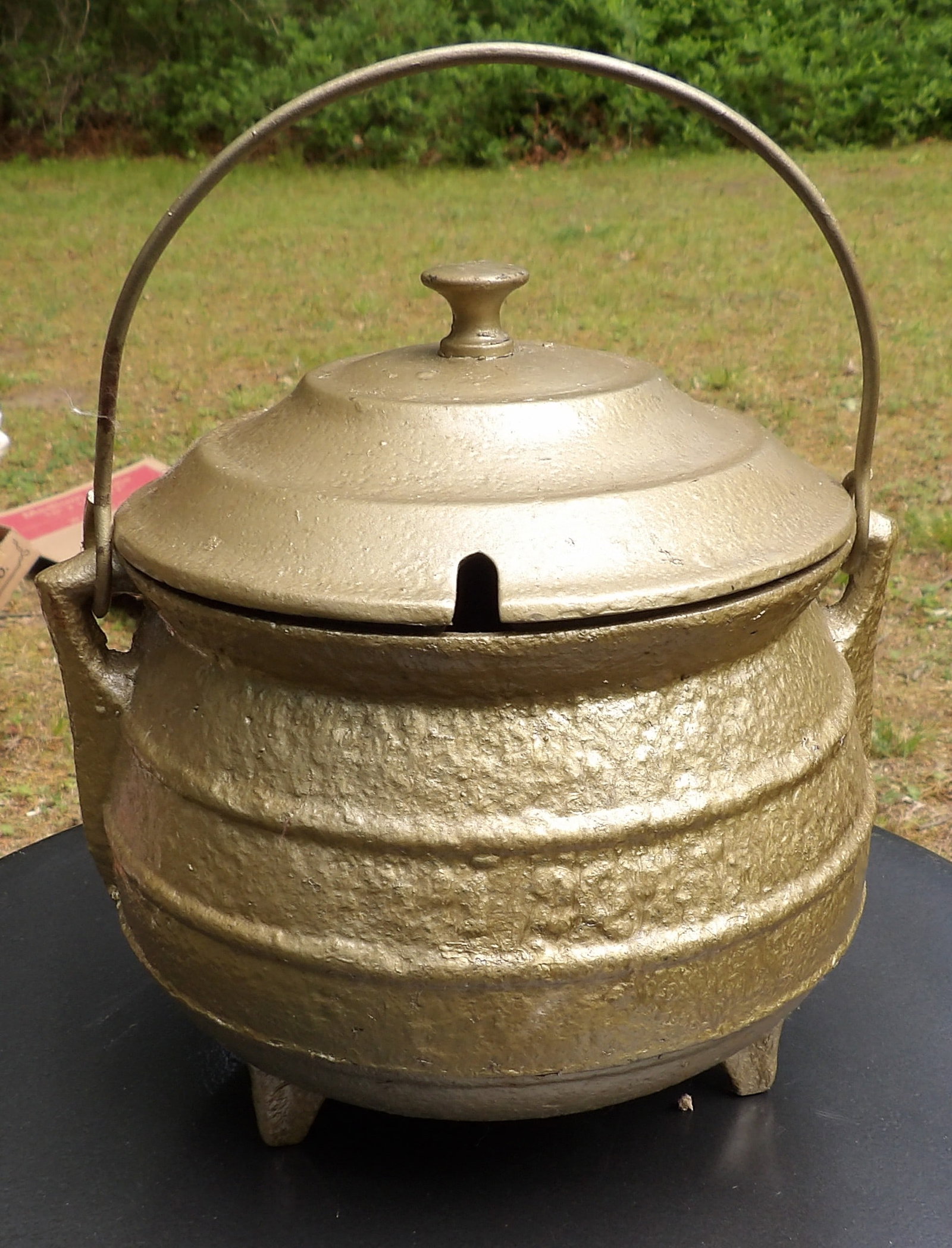Cast Iron Cauldron Smudge Pot (1 of 1)