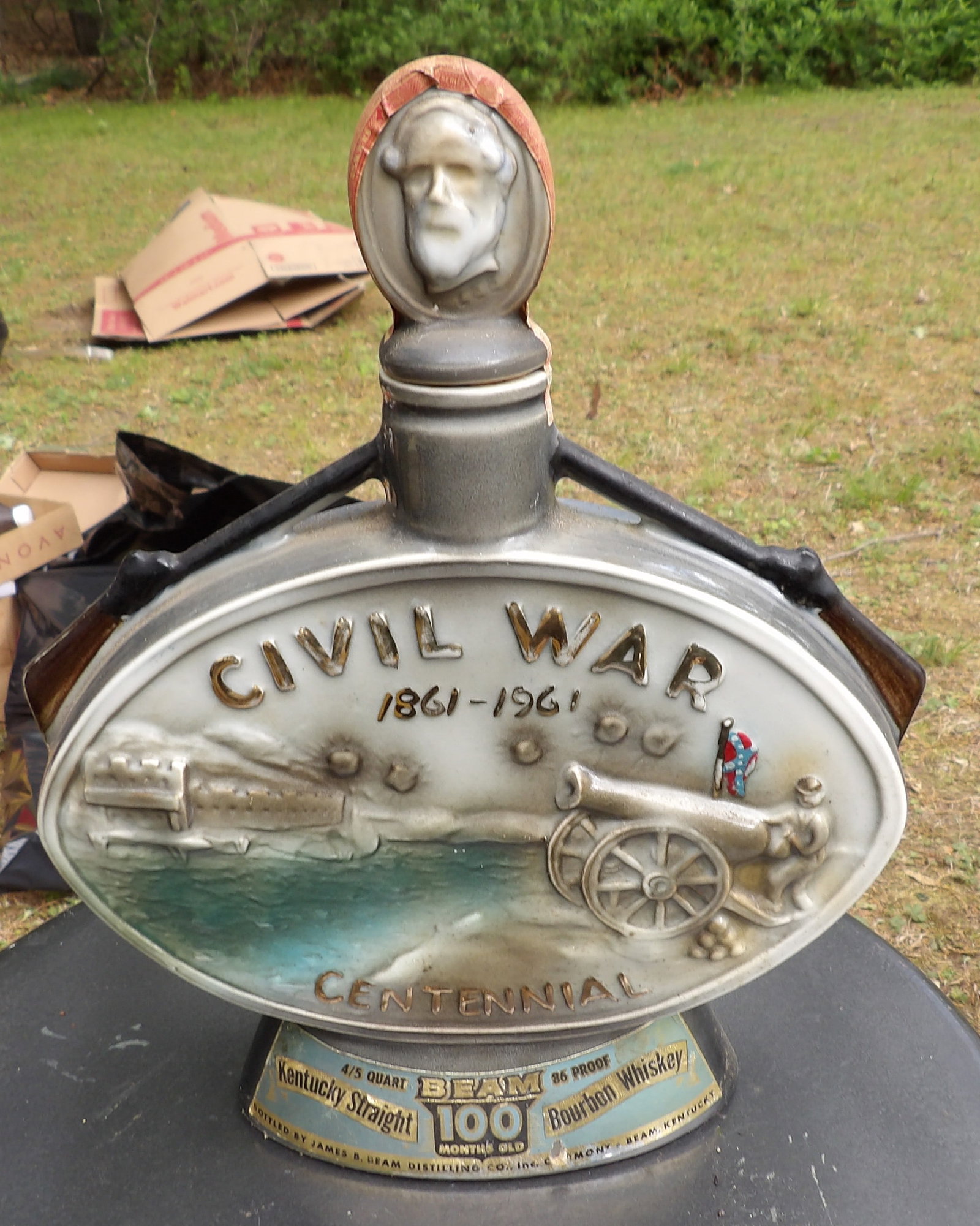 Civil War Jim Beam Collectible Whiskey Decanter (1 of 2)